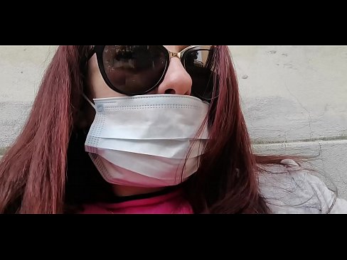 ❤️ ニコレッタは隣人に復讐し、彼のガレージでおしっこをする（特別Covid19イタリア検疫所） ️ ファッキングビデオ ❌️❤